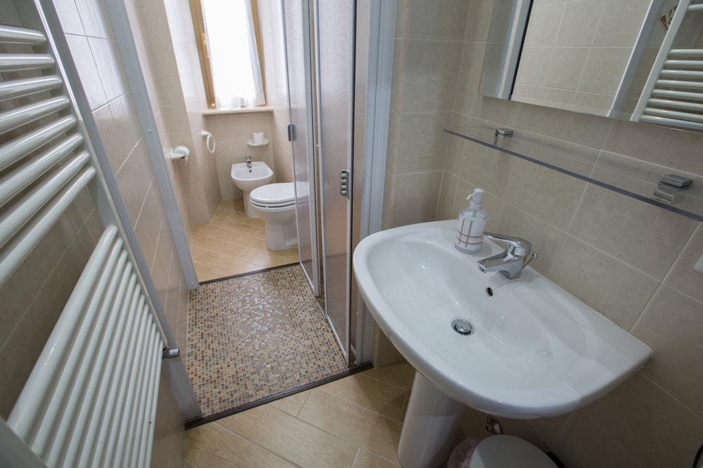 Bed and Breakfast Residenza Duomo Avezzano Camera foto